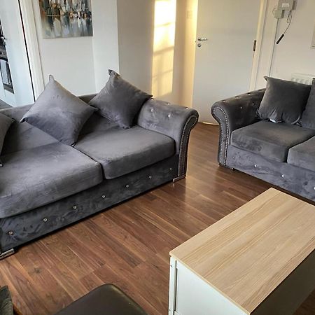 The Granite City - Modern City Centre Apartment Aberdeen Eksteriør bilde