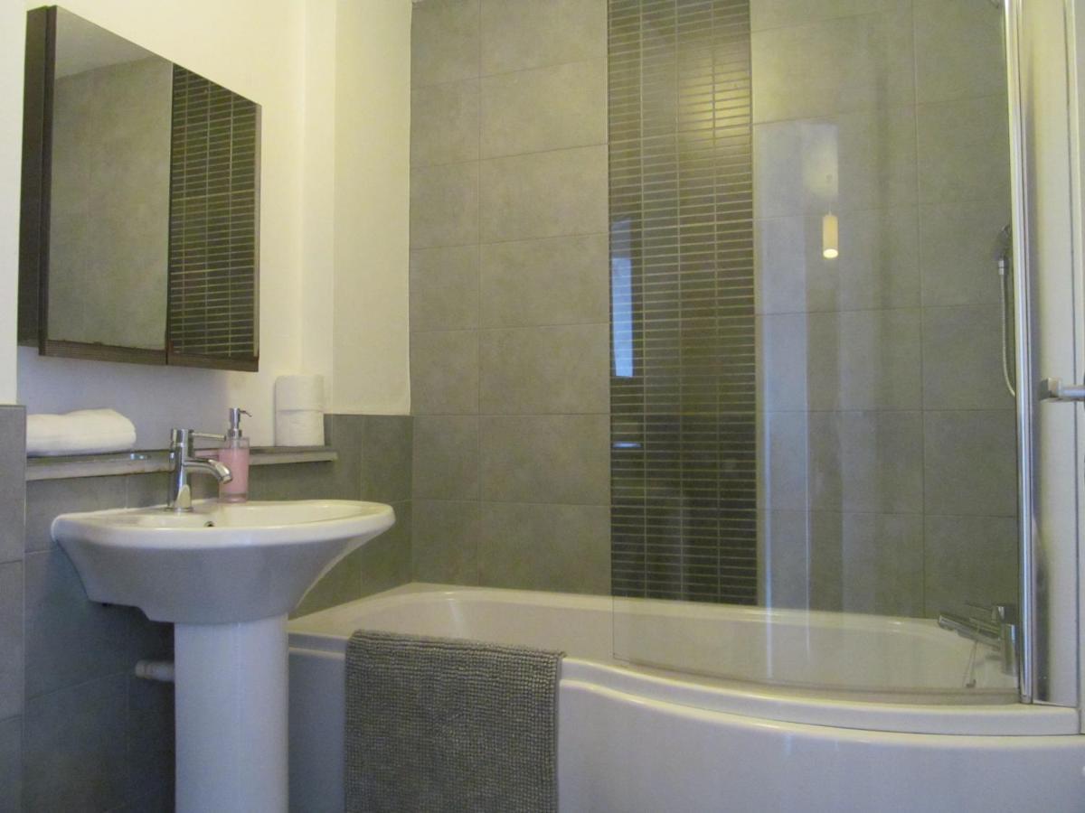 The Granite City - Modern City Centre Apartment Aberdeen Eksteriør bilde